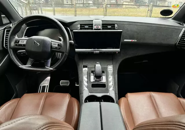 DS AUTOMOBILES DS 7 Crossback 1.6 E-Tense 4x4 Performance Line