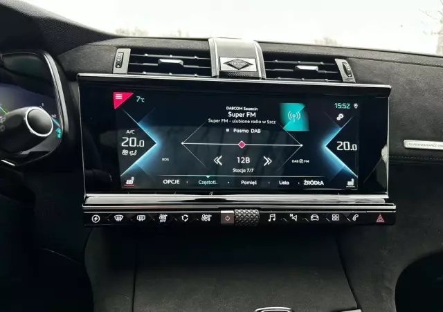 DS AUTOMOBILES DS 7 Crossback 1.6 E-Tense 4x4 Performance Line