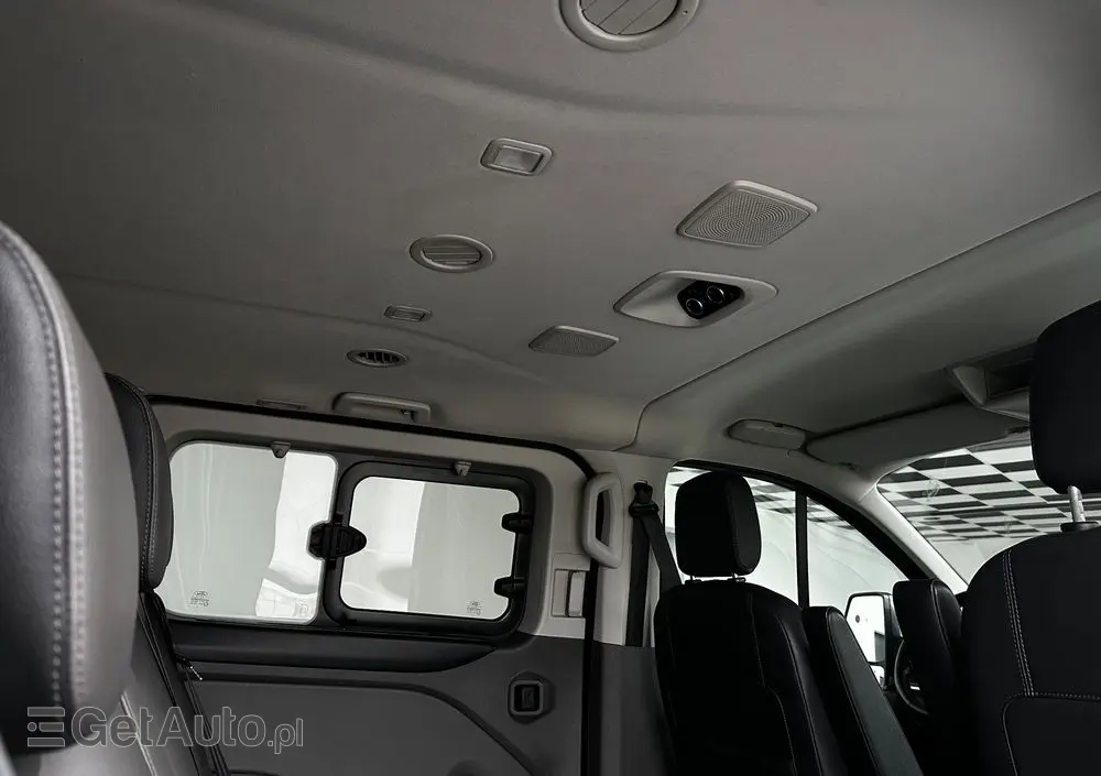 FORD Tourneo Custom 