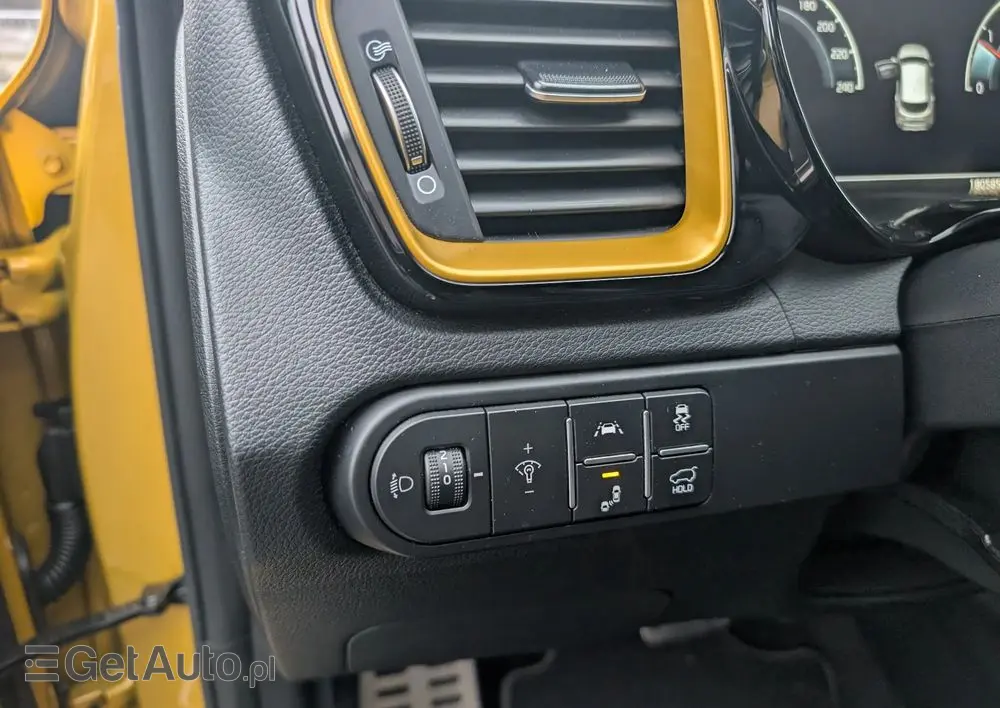 KIA XCeed 1.6 CRDi DCT7 LAUNCH EDITION