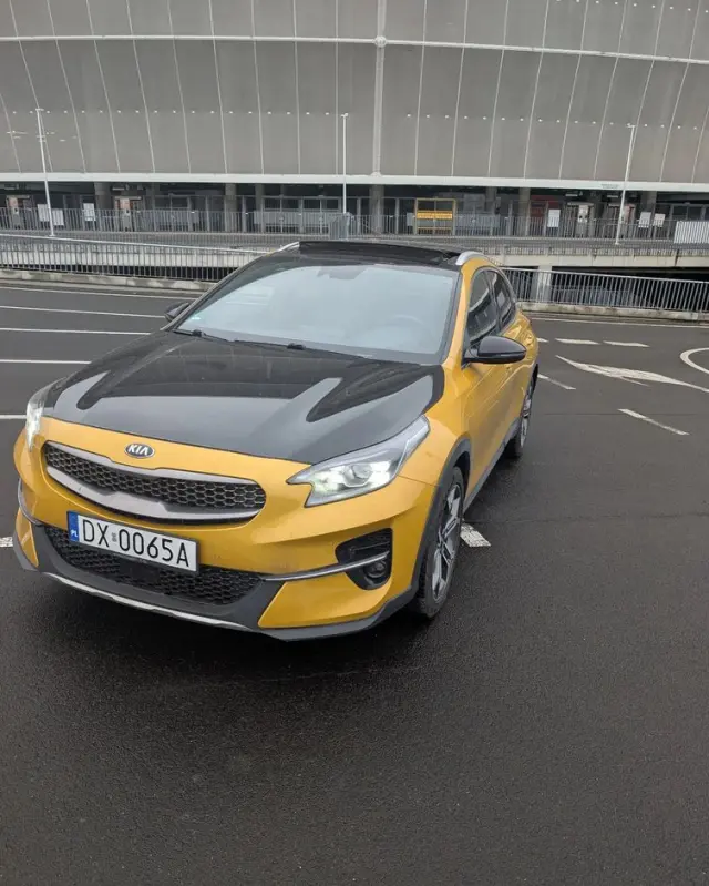 KIA XCeed 1.6 CRDi DCT7 LAUNCH EDITION