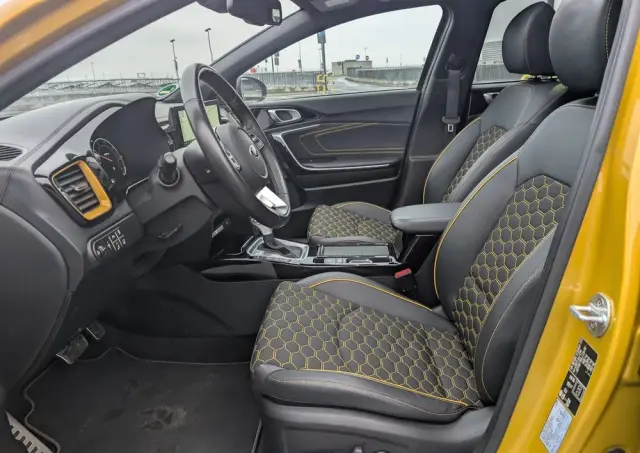 KIA XCeed 1.6 CRDi DCT7 LAUNCH EDITION