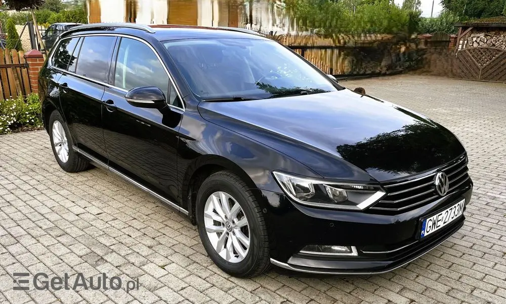 VOLKSWAGEN Passat Variant Ver-variant-2-0-tdi-scr-dsg-bluem-tech-comfortline