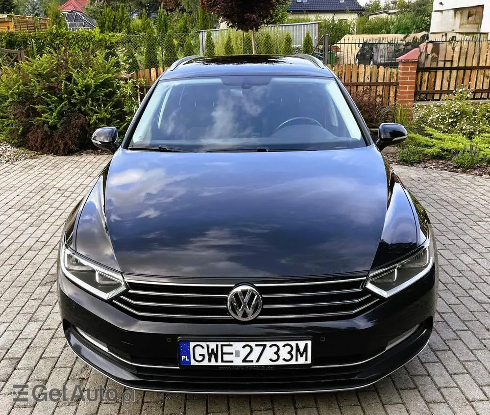 VOLKSWAGEN Passat Variant Ver-variant-2-0-tdi-scr-dsg-bluem-tech-comfortline