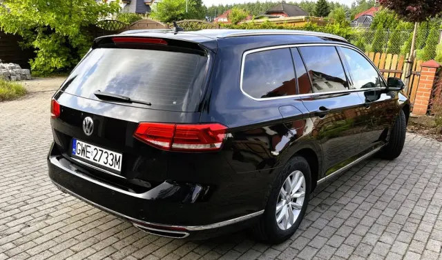 VOLKSWAGEN Passat Variant Ver-variant-2-0-tdi-scr-dsg-bluem-tech-comfortline
