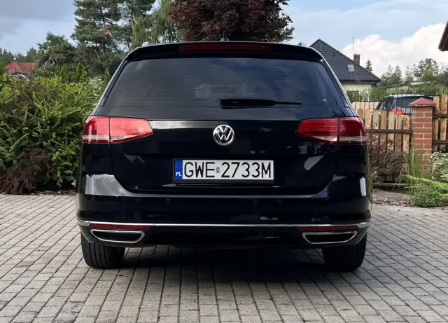 VOLKSWAGEN Passat Variant Ver-variant-2-0-tdi-scr-dsg-bluem-tech-comfortline