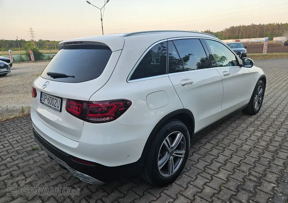 MERCEDES-BENZ GLC 220 d 4Matic 9G-TRONIC