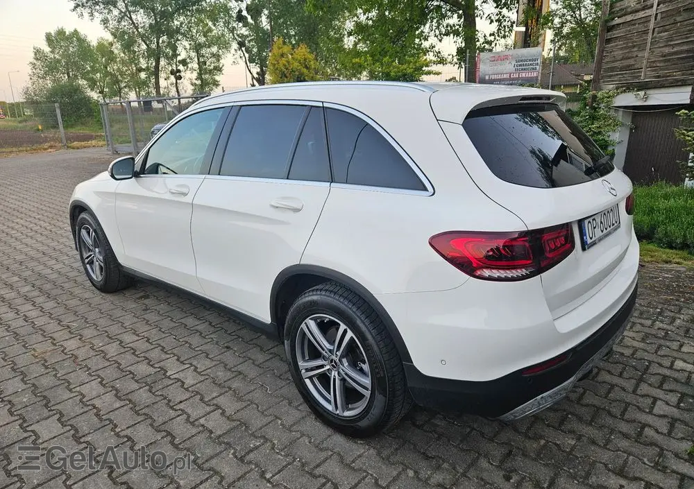 MERCEDES-BENZ GLC 220 d 4Matic 9G-TRONIC