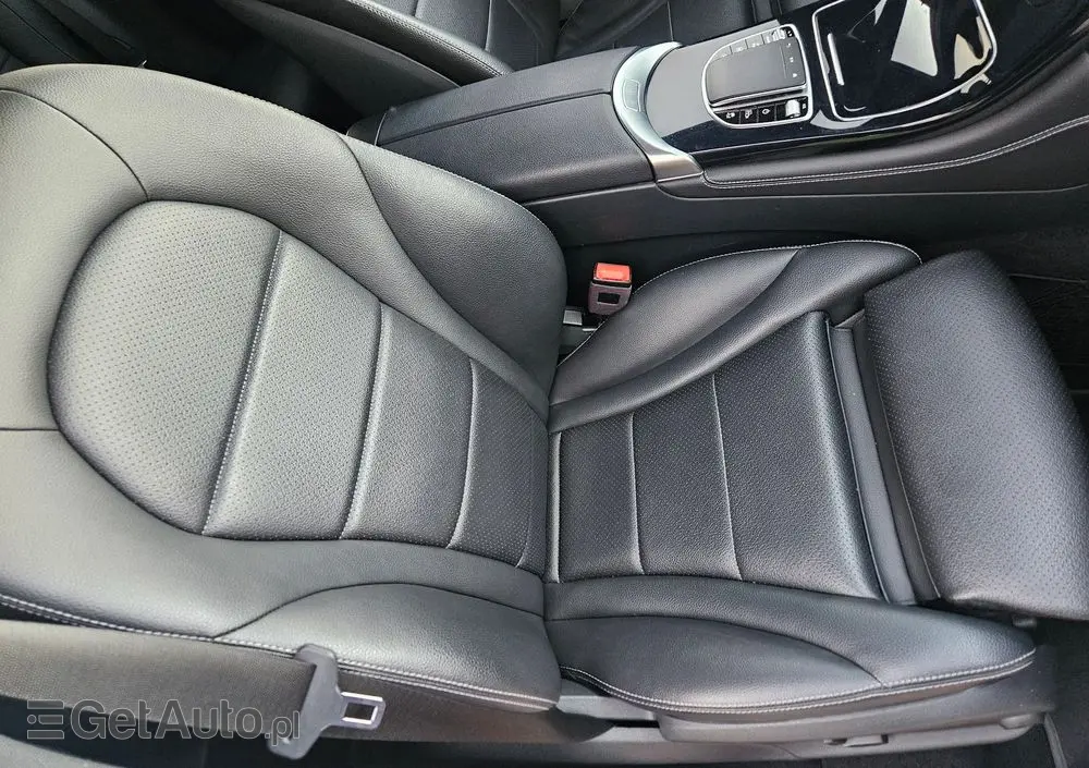 MERCEDES-BENZ GLC 220 d 4Matic 9G-TRONIC