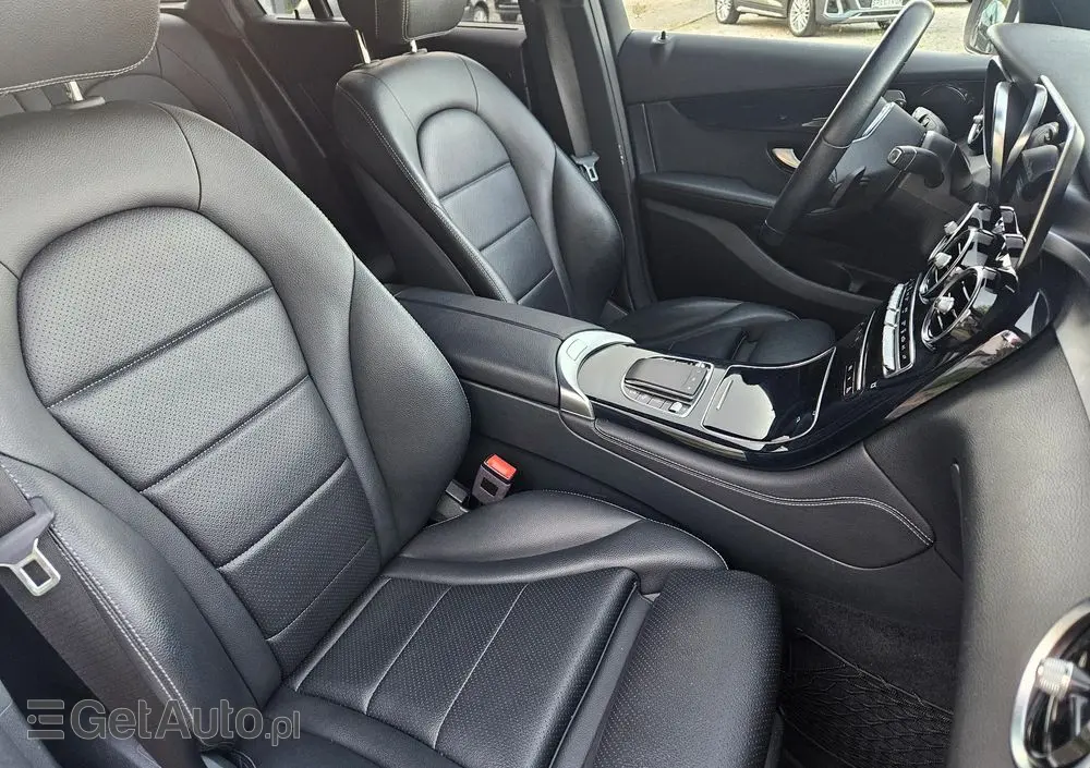MERCEDES-BENZ GLC 220 d 4Matic 9G-TRONIC