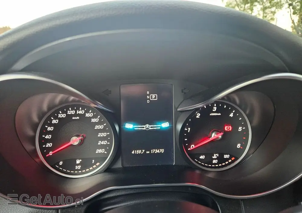 MERCEDES-BENZ GLC 220 d 4Matic 9G-TRONIC