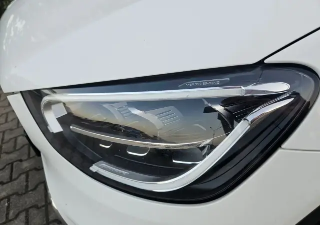 MERCEDES-BENZ GLC 220 d 4Matic 9G-TRONIC