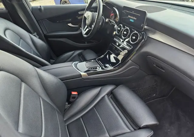 MERCEDES-BENZ GLC 220 d 4Matic 9G-TRONIC