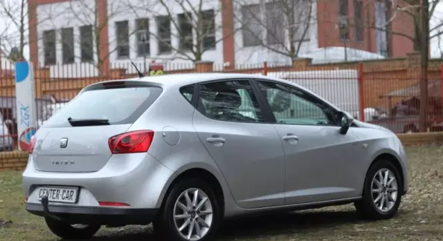SEAT Ibiza 