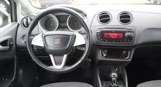 SEAT Ibiza 