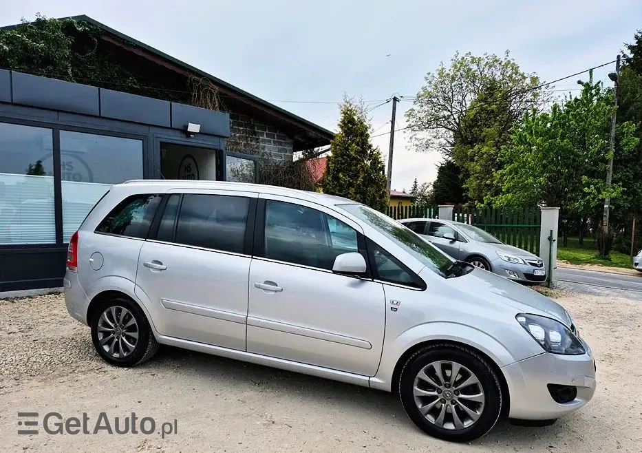 OPEL Zafira 1.8 Family Plus