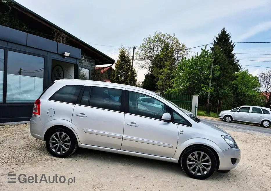 OPEL Zafira 1.8 Family Plus
