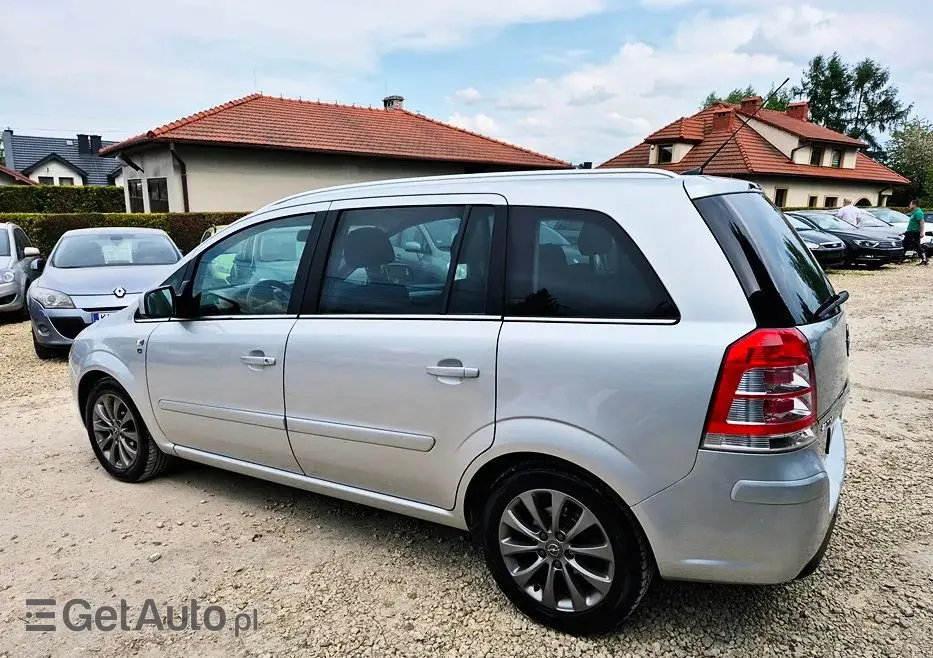 OPEL Zafira 1.8 Family Plus