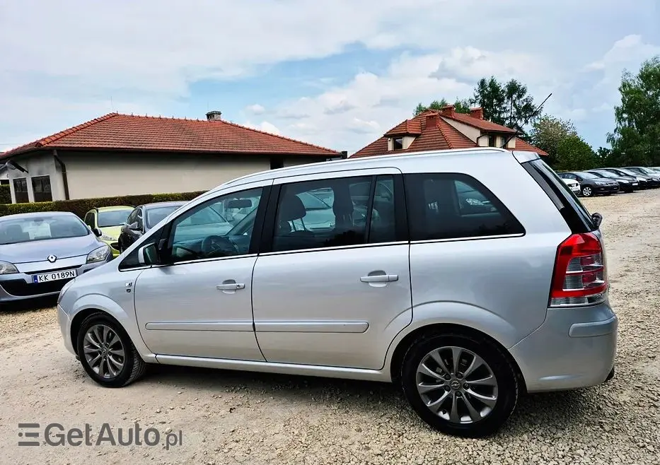OPEL Zafira 1.8 Family Plus