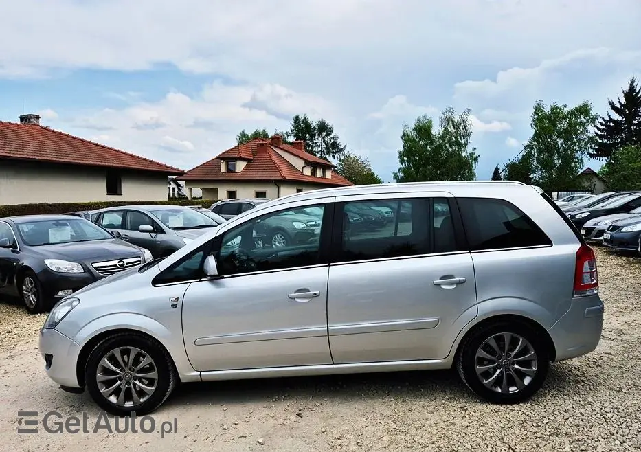 OPEL Zafira 1.8 Family Plus