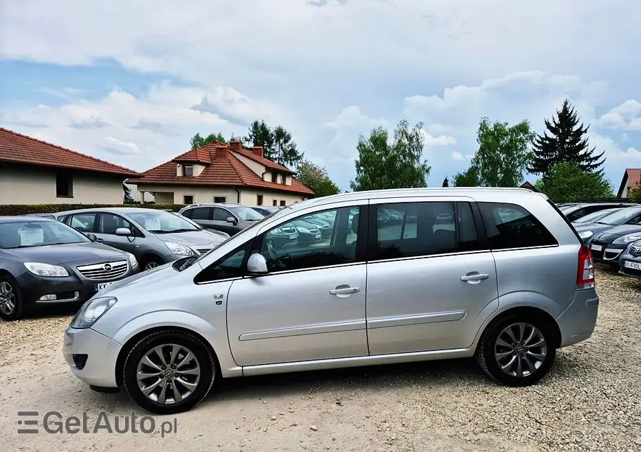 OPEL Zafira 1.8 Family Plus