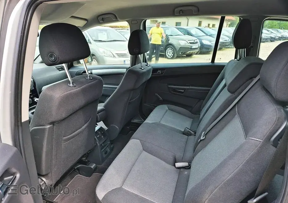 OPEL Zafira 1.8 Family Plus