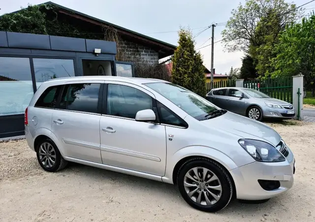 OPEL Zafira 1.8 Family Plus