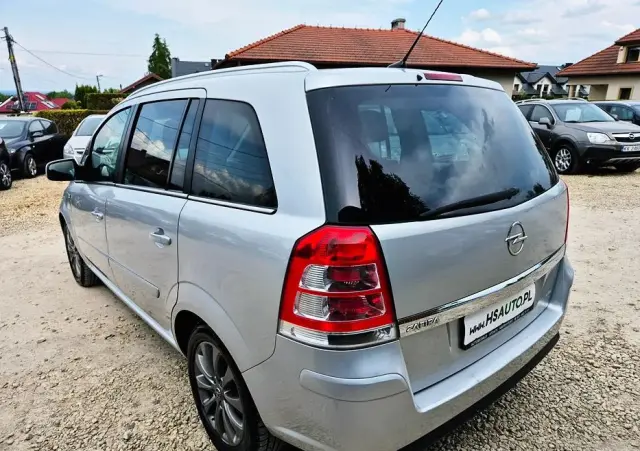 OPEL Zafira 1.8 Family Plus