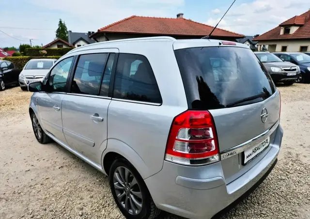 OPEL Zafira 1.8 Family Plus