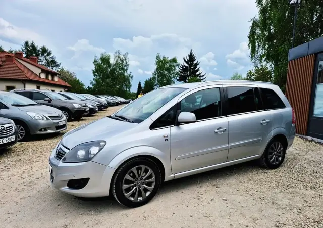 OPEL Zafira 1.8 Family Plus