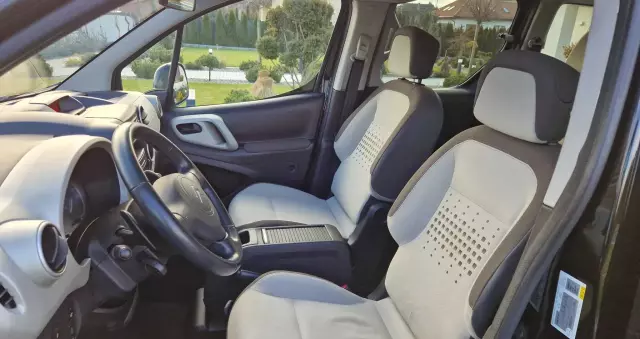 CITROËN Berlingo Multispace e-HDi 90 FAP EGS6 Exclusive