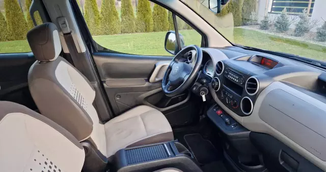 CITROËN Berlingo Multispace e-HDi 90 FAP EGS6 Exclusive