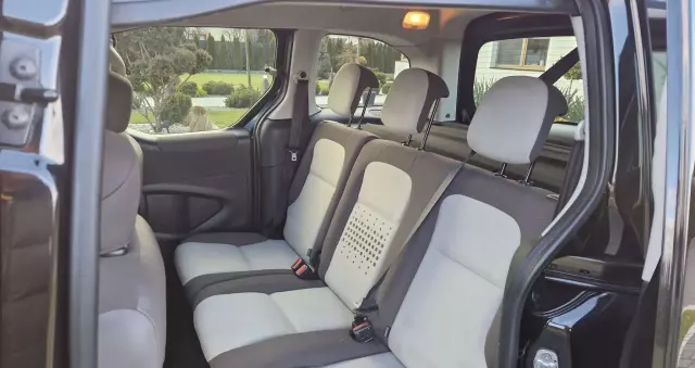 CITROËN Berlingo Multispace e-HDi 90 FAP EGS6 Exclusive