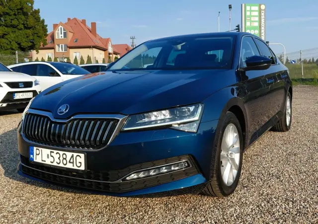 SKODA Superb 2.0 TDI SCR 4x4 Style DSG