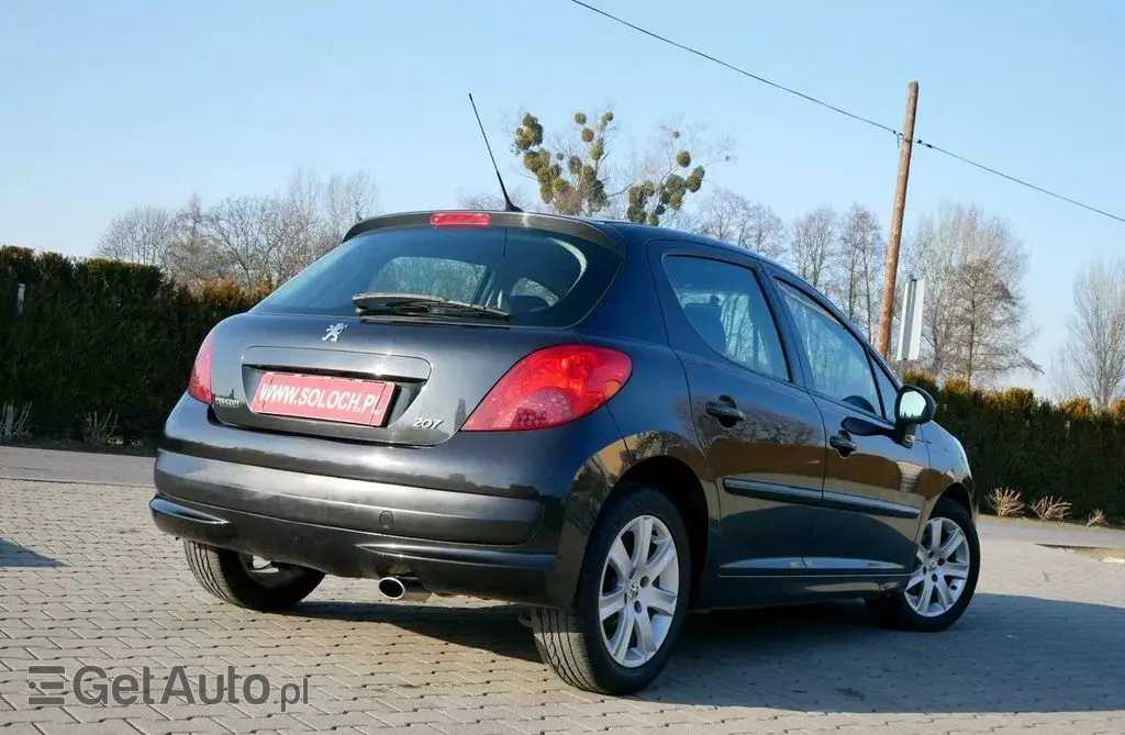 PEUGEOT 207 