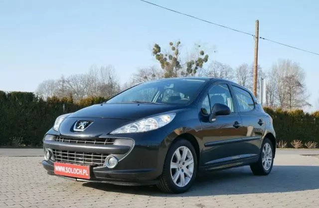 PEUGEOT 207 