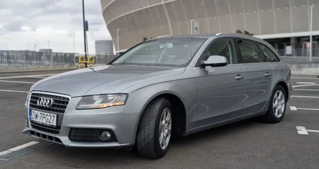 AUDI A4 Avant 2.0 TDI 116g DPF Ambition