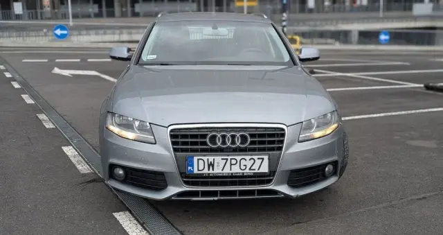 AUDI A4 Avant 2.0 TDI 116g DPF Ambition