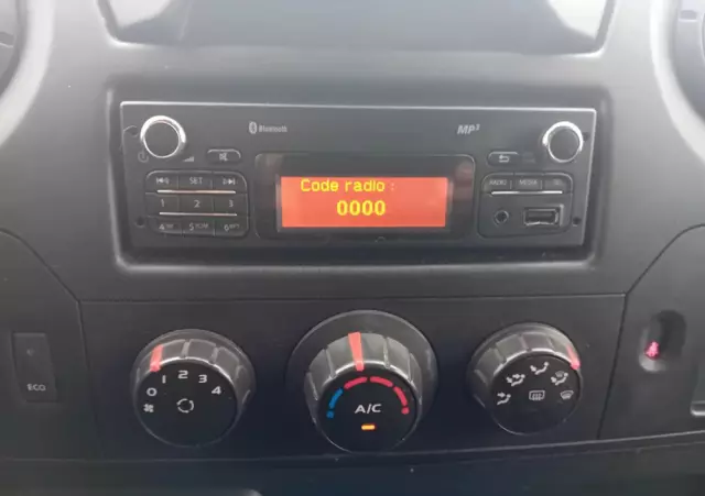 RENAULT Master Kontener 