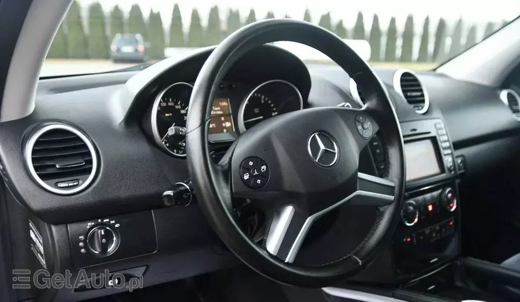 MERCEDES-BENZ Ml 