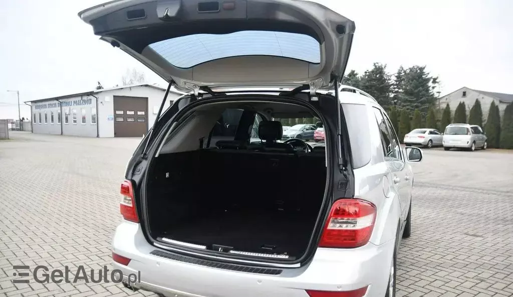 MERCEDES-BENZ Ml 
