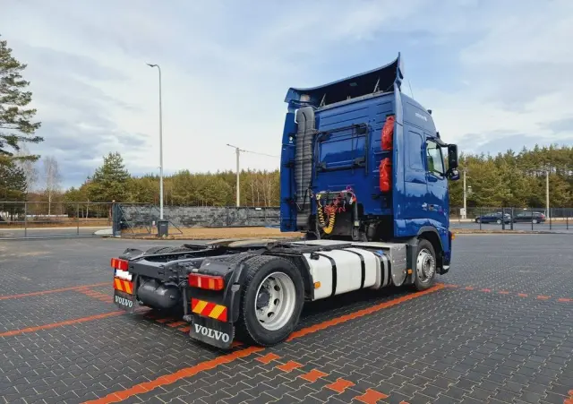 VOLVO FH 13 440 EURO 5 Globetrotter automat mega 2007 