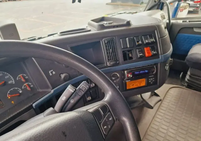 VOLVO FH 13 440 EURO 5 Globetrotter automat mega 2007 