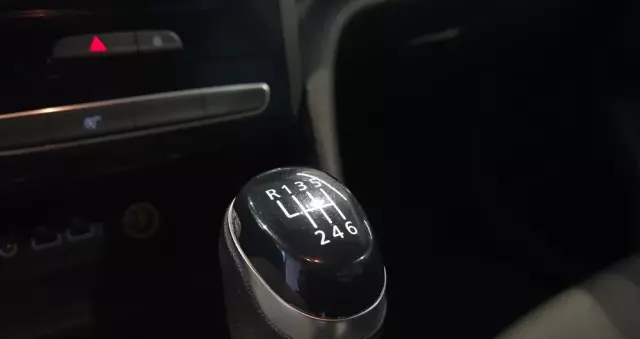 RENAULT Megane 1.5 Blue dCi Zen