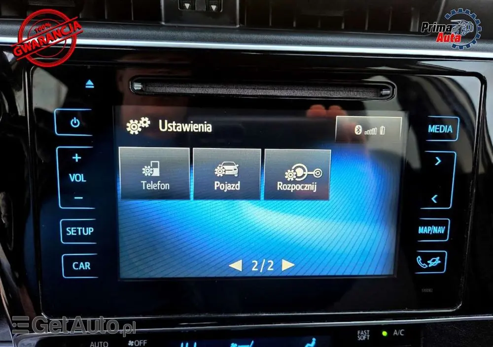 TOYOTA Auris 