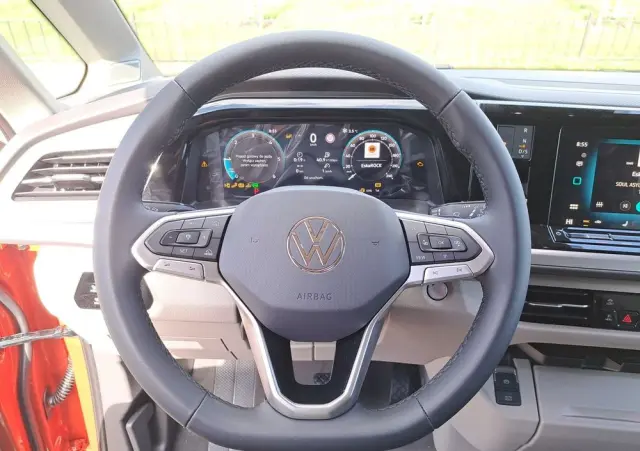 VOLKSWAGEN Multivan 2.0 TDI L2 Edition DSG