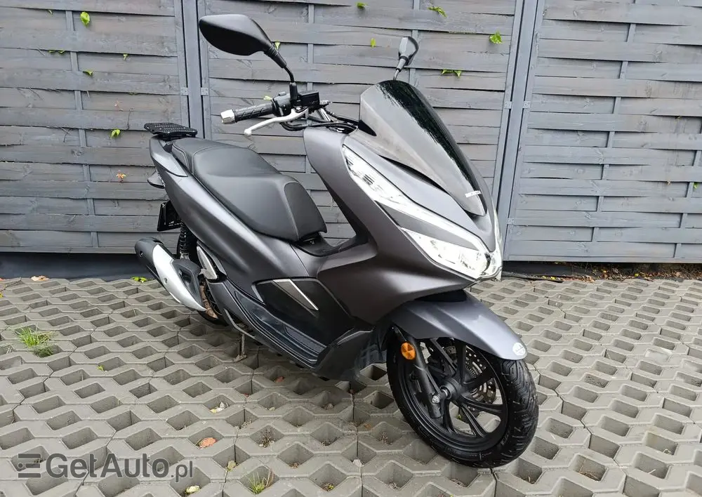 HONDA PCX 