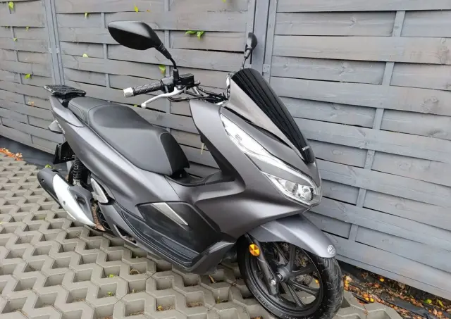 HONDA PCX 