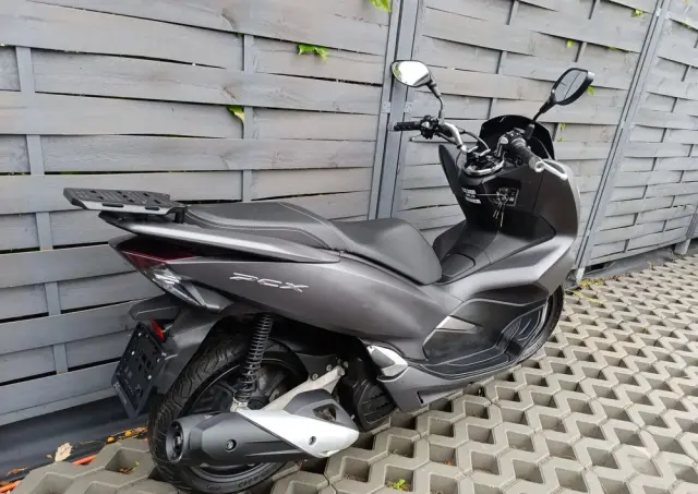 HONDA PCX 