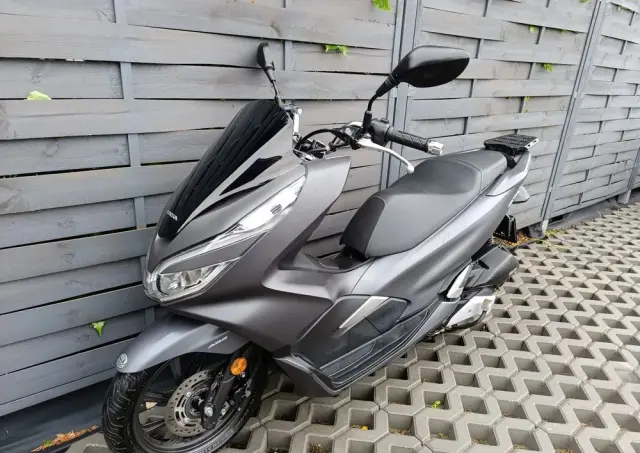 HONDA PCX 